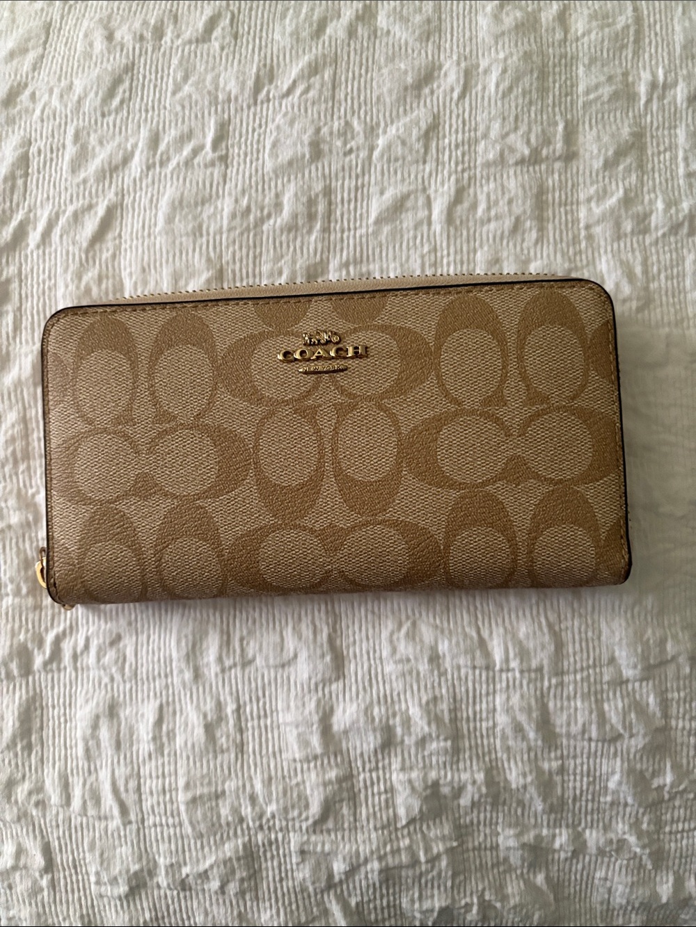 Coach Signature Zip Around Wallet in Light Brown